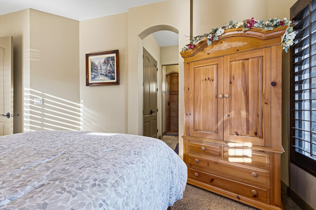 2426 E Springs DR St George, UT 84790 home for sale, MLS#25-266295 - Erika Rogers Photo 59