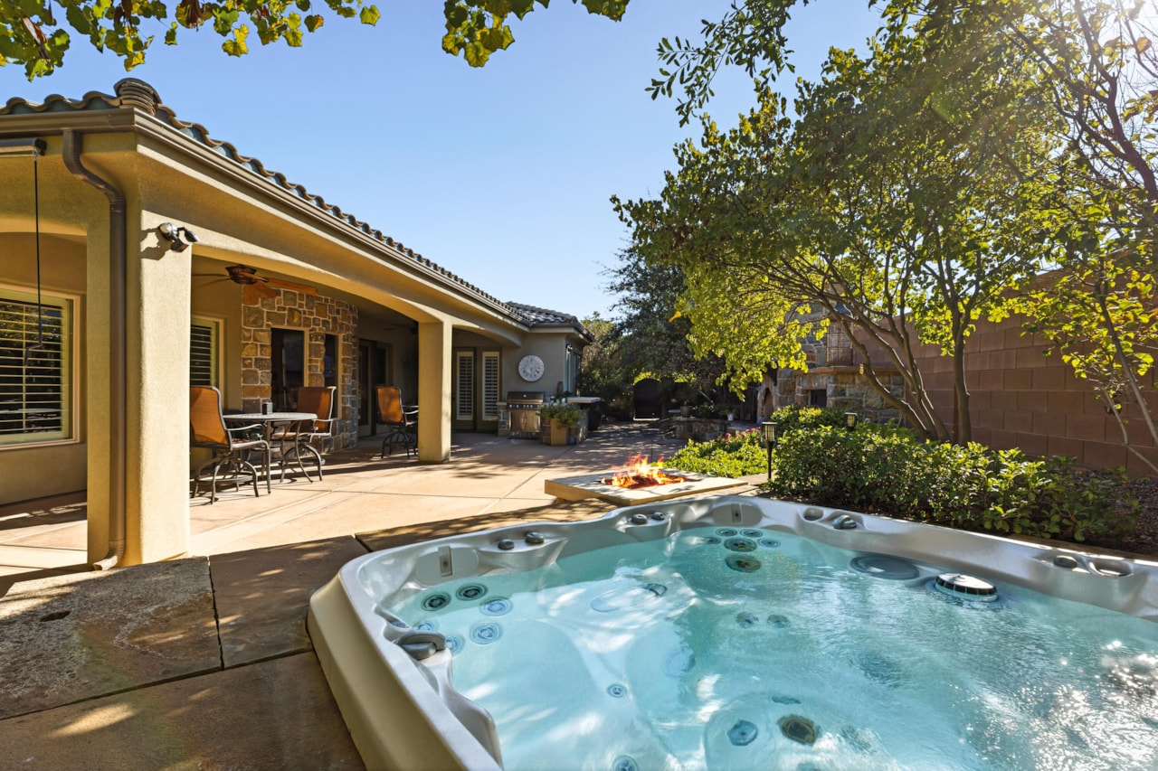 2426 E Springs DR St George, UT 84790 home for sale, MLS#25-266295 - Erika Rogers Photo 18