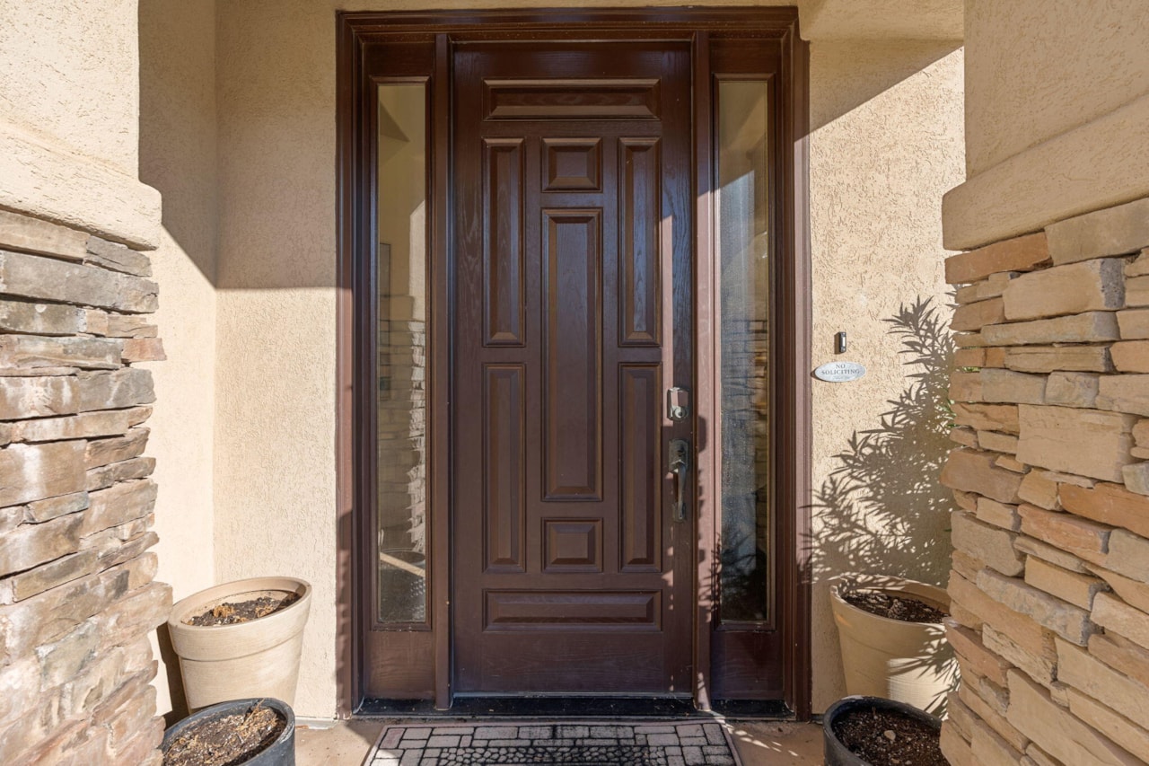 1246 W 300 ST N St George, UT 84770 home for sale, MLS#25-266434 - Erika Rogers Photo 6