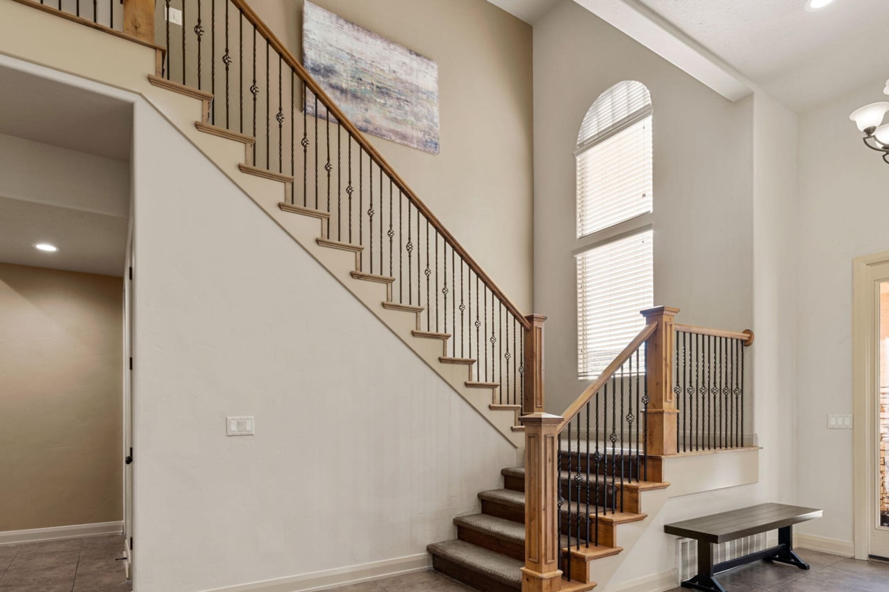 1246 W 300 ST N St George, UT 84770 home for sale, MLS#25-266434 - Erika Rogers Photo 8