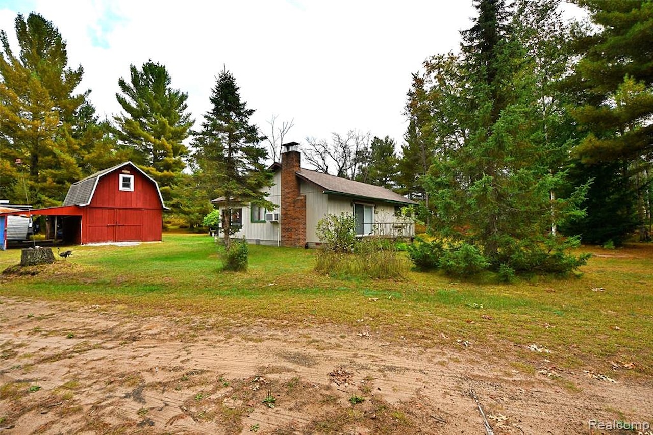 1616 Menona Ln Richfield Township, MI 48656 | MLS 20251039073