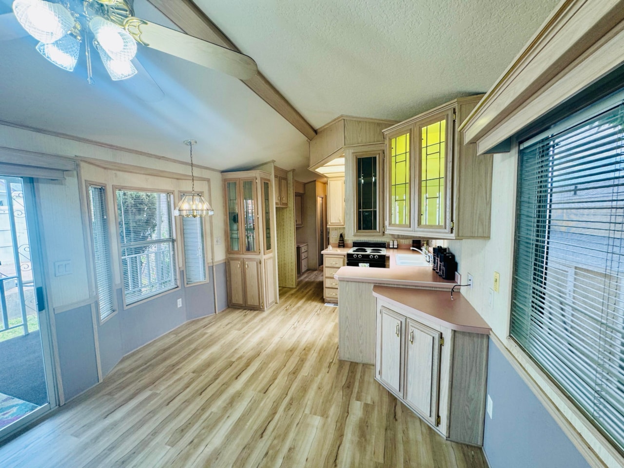 1150 W Red Hills Parkway #183 Washington, UT 84780 home for sale, MLS#25-265857 - Erika Rogers Photo 9