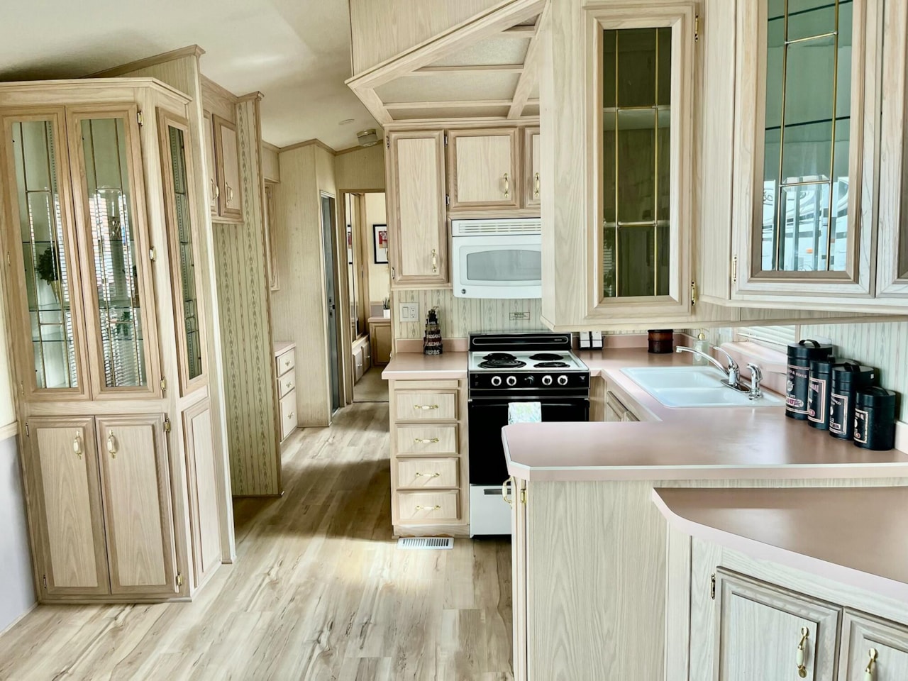 1150 W Red Hills Parkway #183 Washington, UT 84780 home for sale, MLS#25-265857 - Erika Rogers Photo 8