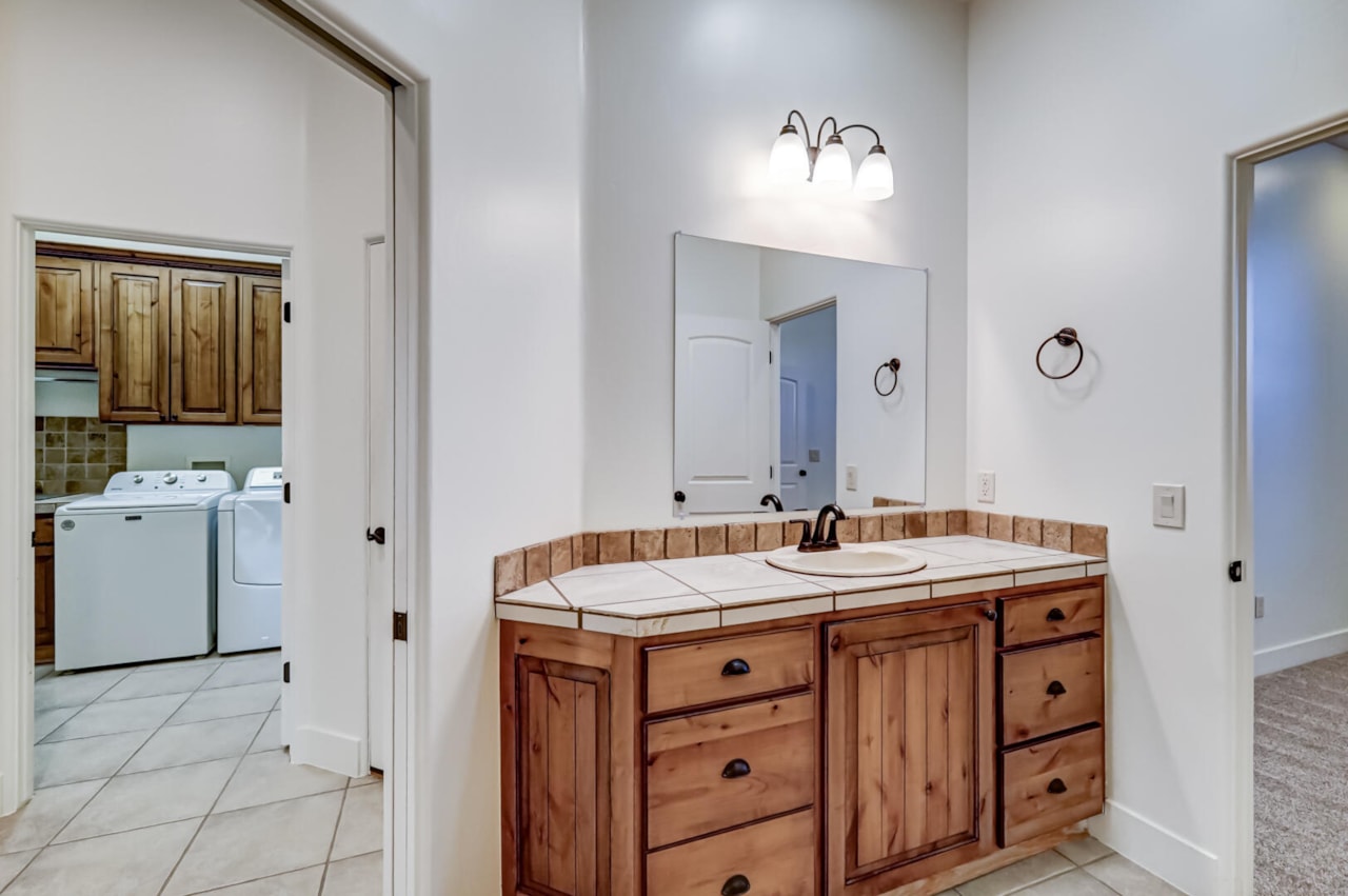 761 W North Links DR Washington, UT 84780 home for sale, MLS#25-265398 - Erika Rogers Photo 10