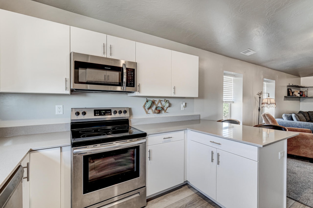 1167 E Telegraph ST #A-305 Washington, UT 84780 condo for sale, MLS#25-265010 - Erika Rogers Photo 8