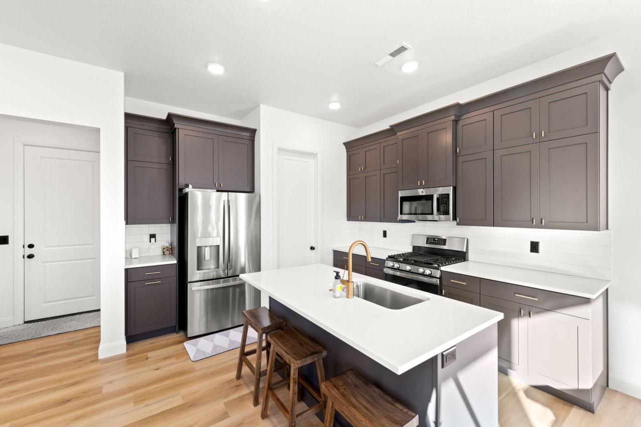 5791 S Russet Sun DR St George, UT 84790 home for sale, MLS#25-266471 - Erika Rogers Photo 14