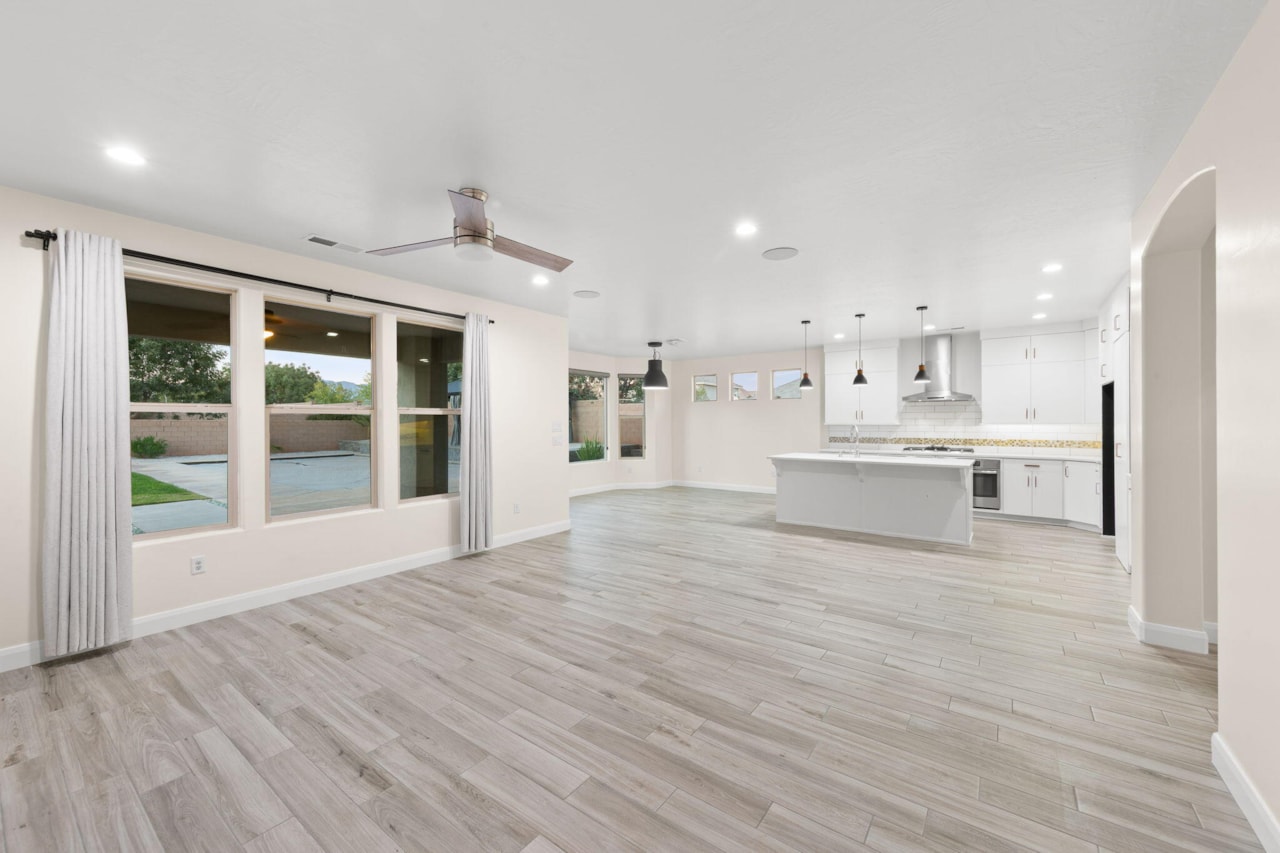 3033 Gentry LN St George, UT 84790 home for sale, MLS#25-263670 - Erika Rogers Photo 26