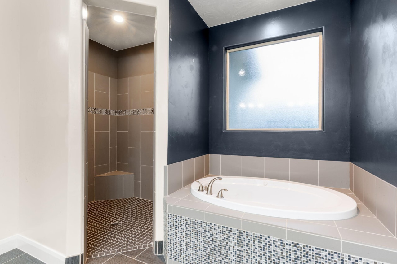 3033 Gentry LN St George, UT 84790 home for sale, MLS#25-263670 - Erika Rogers Photo 7