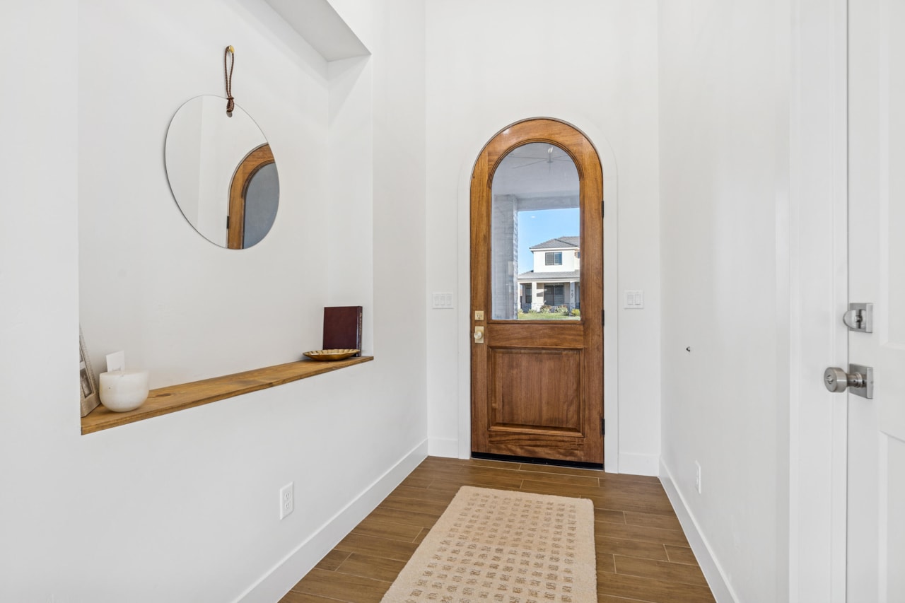 962 E Black Oak DR Washington, UT 84780 home for sale, MLS#25-266448 - Erika Rogers Photo 5