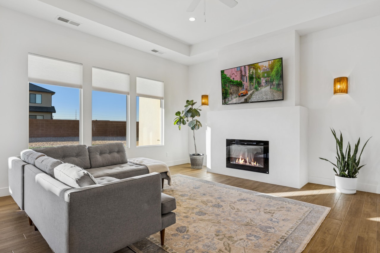 962 E Black Oak DR Washington, UT 84780 home for sale, MLS#25-266448 - Erika Rogers Photo 11