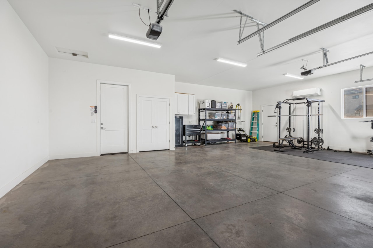 962 E Black Oak DR Washington, UT 84780 home for sale, MLS#25-266448 - Erika Rogers Photo 29