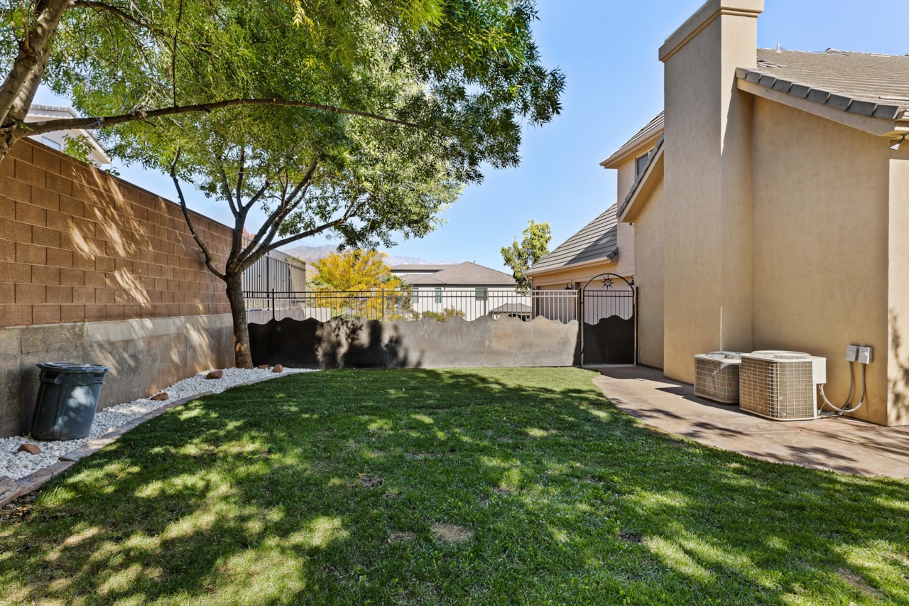 1253 W Lexington ST Washington, UT 84780 home for sale, MLS#25-266497 - Erika Rogers Photo 38