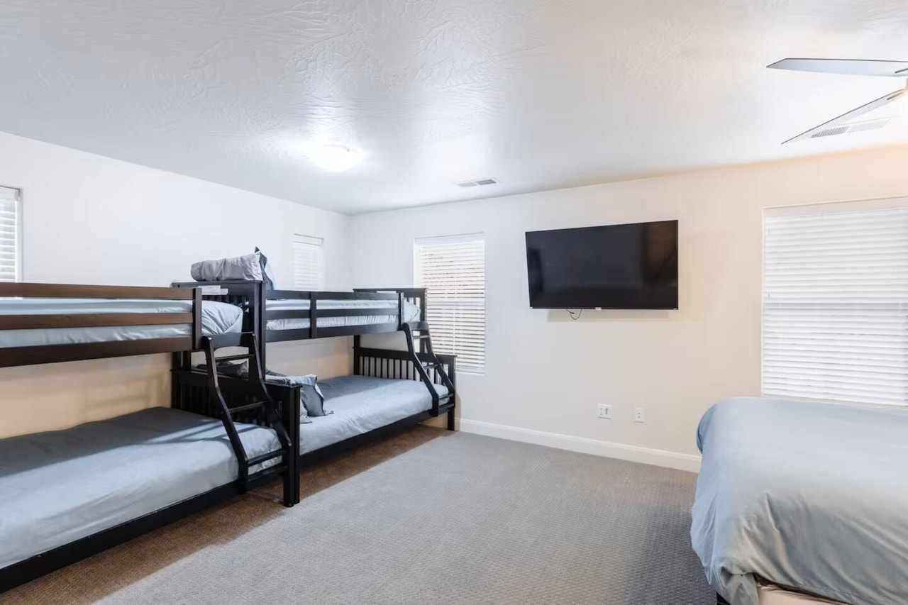 1162 N Riviera Alley Washington, UT 84780 home for sale, MLS#25-266502 - Erika Rogers Photo 14