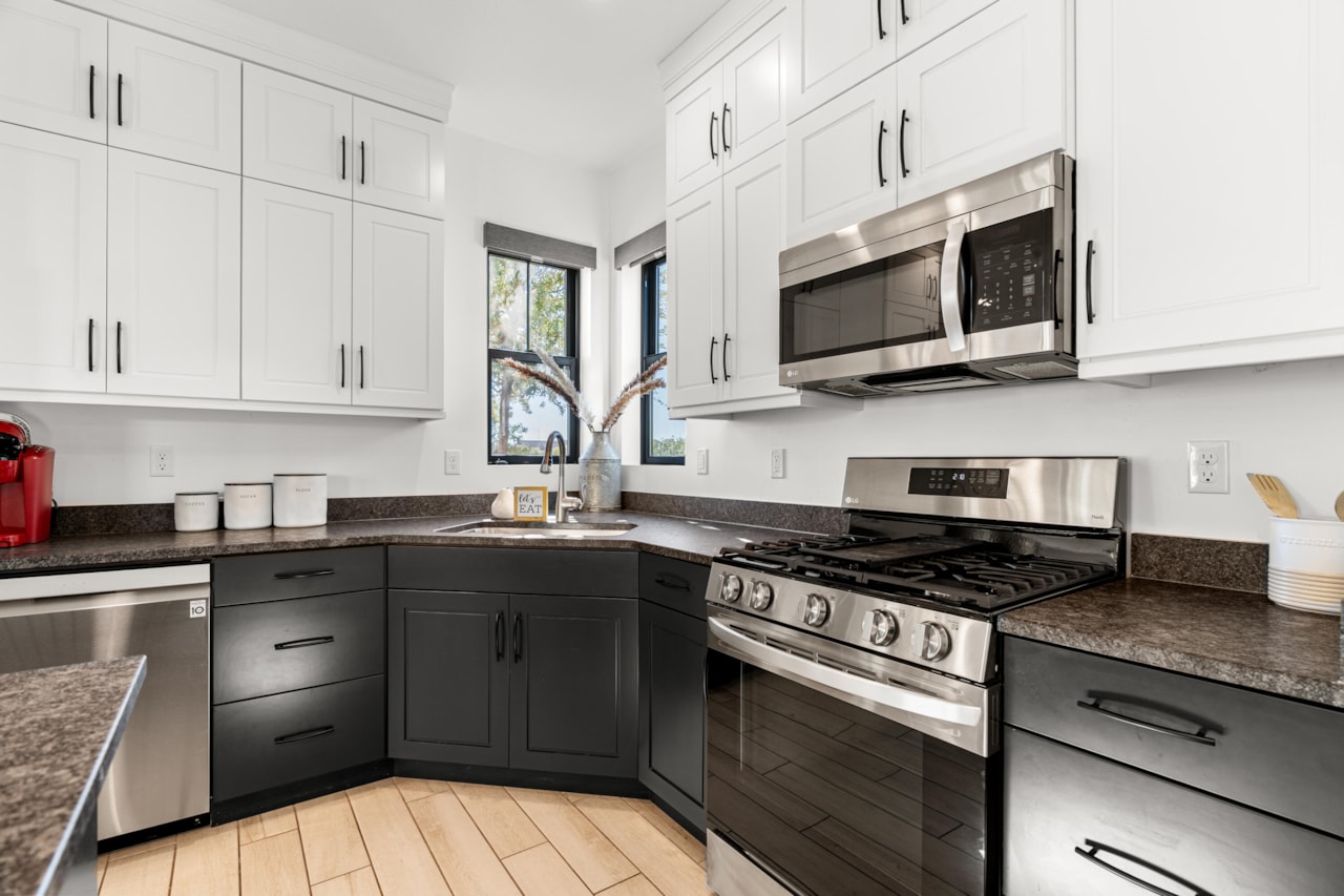 1167 E Farmhouse DR Washington, UT 84780 home for sale, MLS#25-266510 - Erika Rogers Photo 10