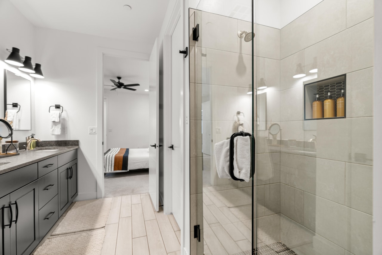 1167 E Farmhouse DR Washington, UT 84780 home for sale, MLS#25-266510 - Erika Rogers Photo 16