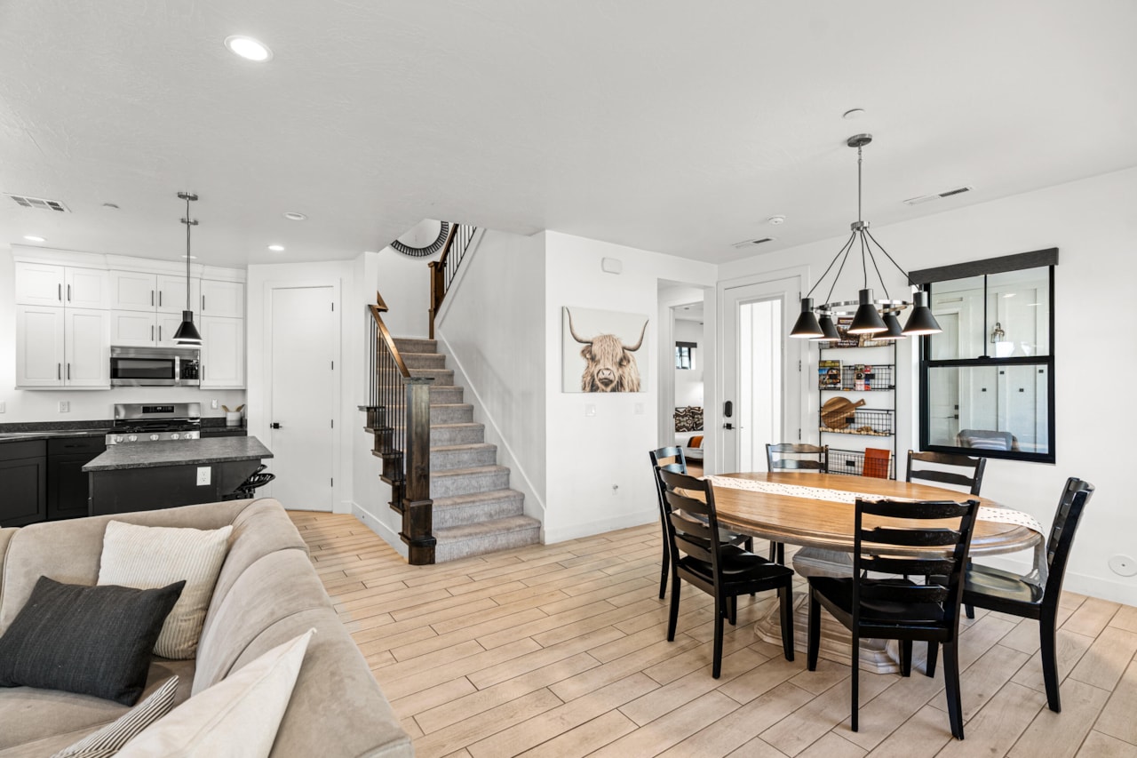 1167 E Farmhouse DR Washington, UT 84780 home for sale, MLS#25-266510 - Erika Rogers Photo 18