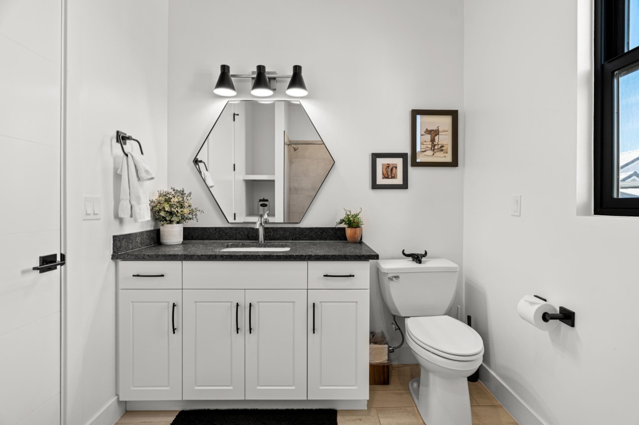 1167 E Farmhouse DR Washington, UT 84780 home for sale, MLS#25-266510 - Erika Rogers Photo 22