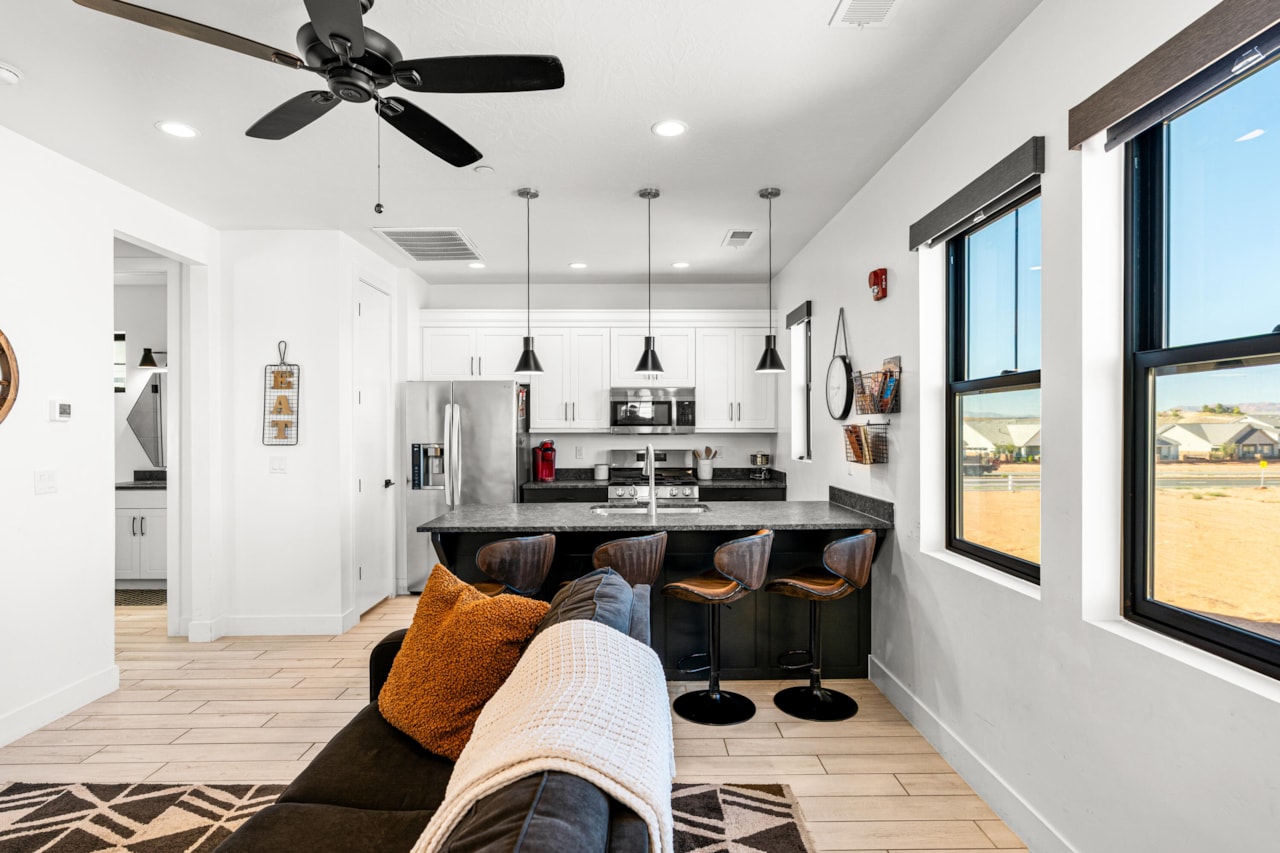 1167 E Farmhouse DR Washington, UT 84780 home for sale, MLS#25-266510 - Erika Rogers Photo 33