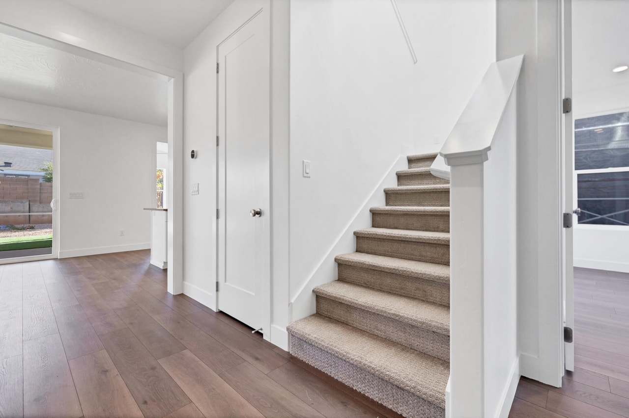 3569 S Turin LN St George, UT 84790 home for sale, MLS#25-266519 - Erika Rogers Photo 7