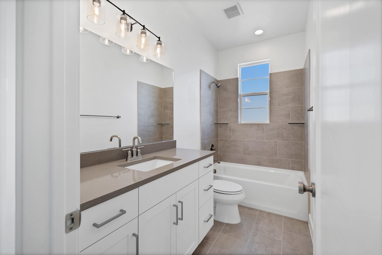 3569 S Turin LN St George, UT 84790 home for sale, MLS#25-266519 - Erika Rogers Photo 22