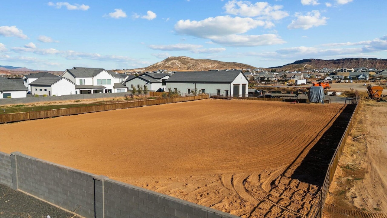 646 E Pine ST Washington, UT 84780 home for sale, MLS#25-264690 - Erika Rogers Photo 56