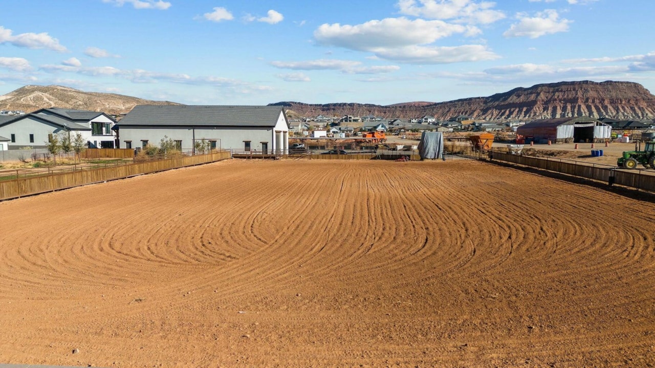 646 E Pine ST Washington, UT 84780 home for sale, MLS#25-264690 - Erika Rogers Photo 58