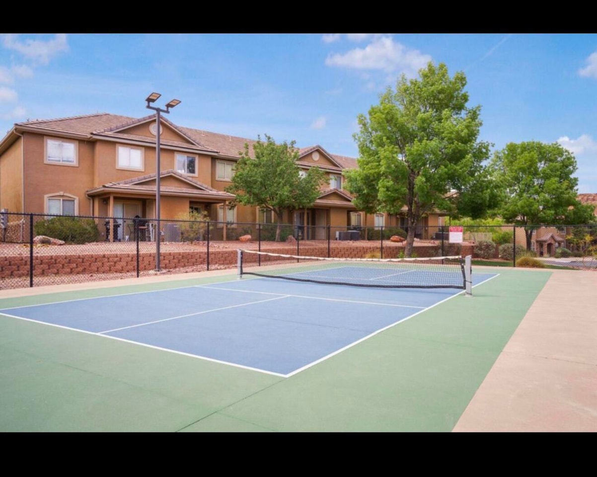 3155 S Hidden Valley #211 St George, UT 84790 home for sale, MLS#25-266568 - Erika Rogers Photo 23