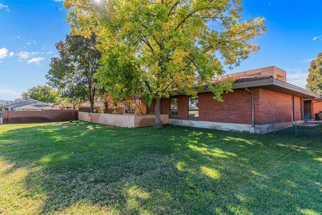 3119 S Jacob Hamblin DR St George, UT 84790 home for sale, MLS#25-266571 - Erika Rogers Photo 27