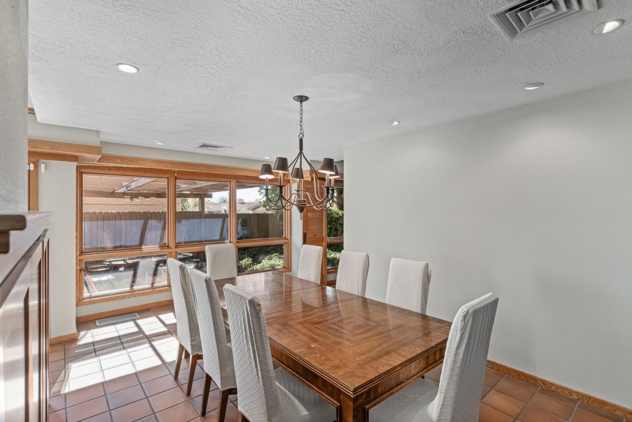 3119 S Jacob Hamblin DR St George, UT 84790 home for sale, MLS#25-266571 - Erika Rogers Photo 41