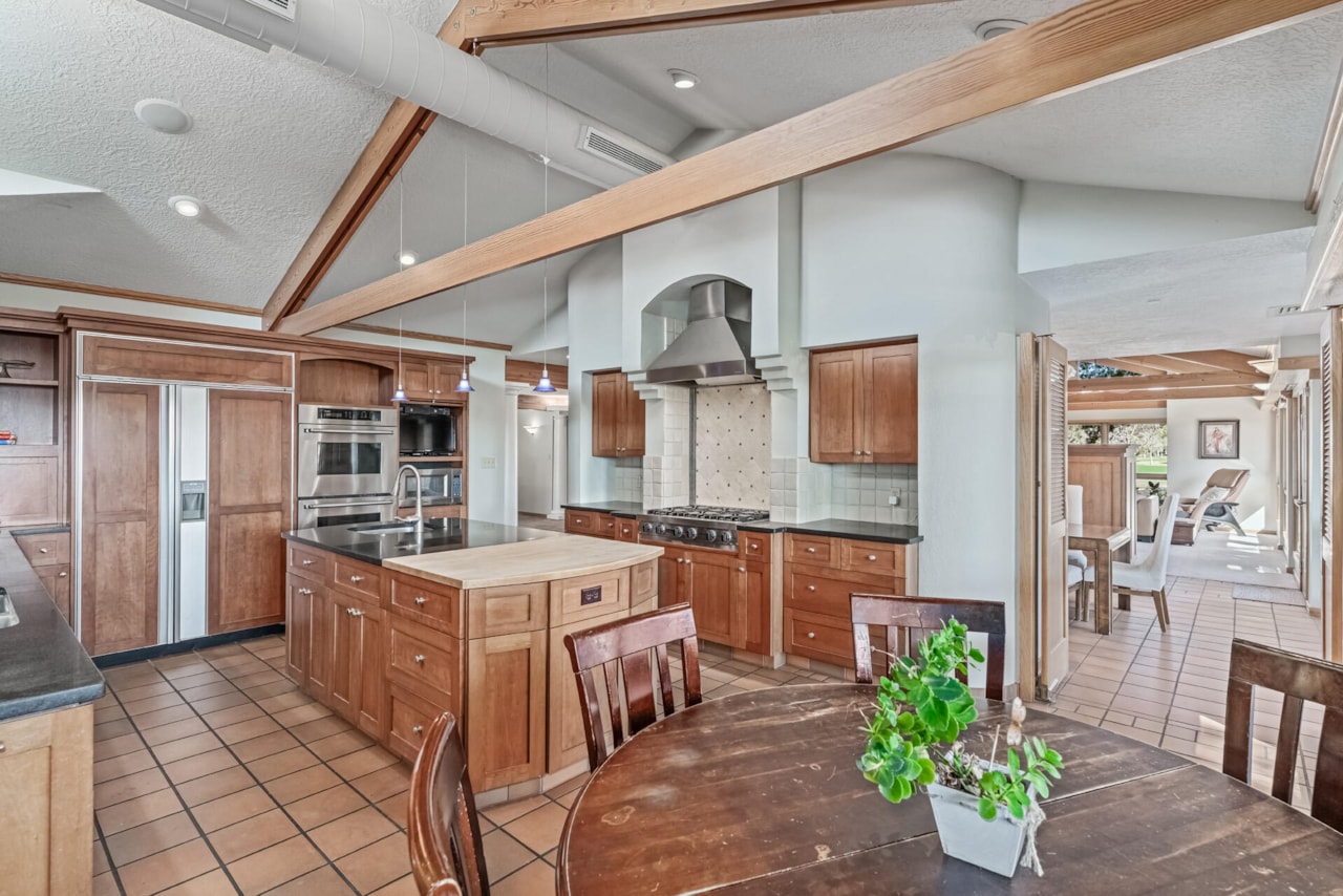 3119 S Jacob Hamblin DR St George, UT 84790 home for sale, MLS#25-266571 - Erika Rogers Photo 46