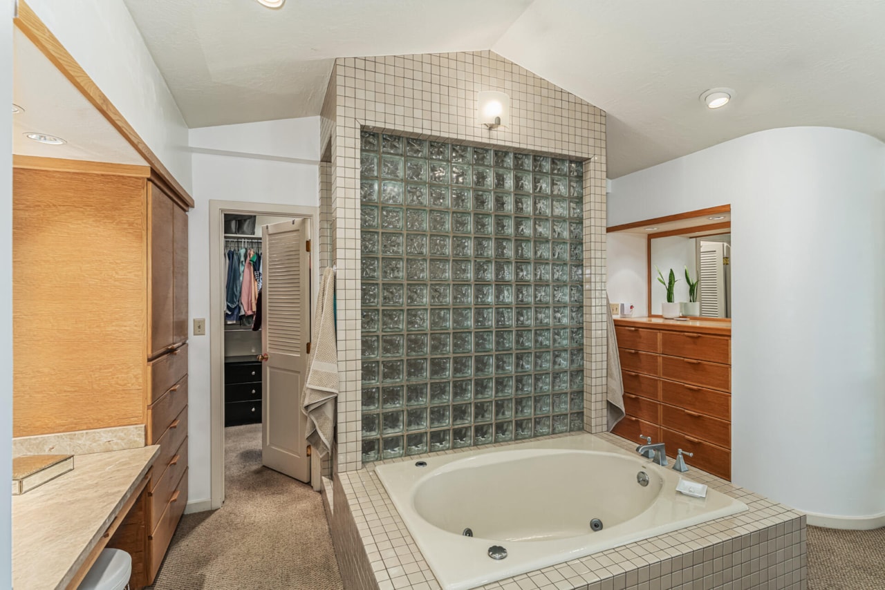 3119 S Jacob Hamblin DR St George, UT 84790 home for sale, MLS#25-266571 - Erika Rogers Photo 75