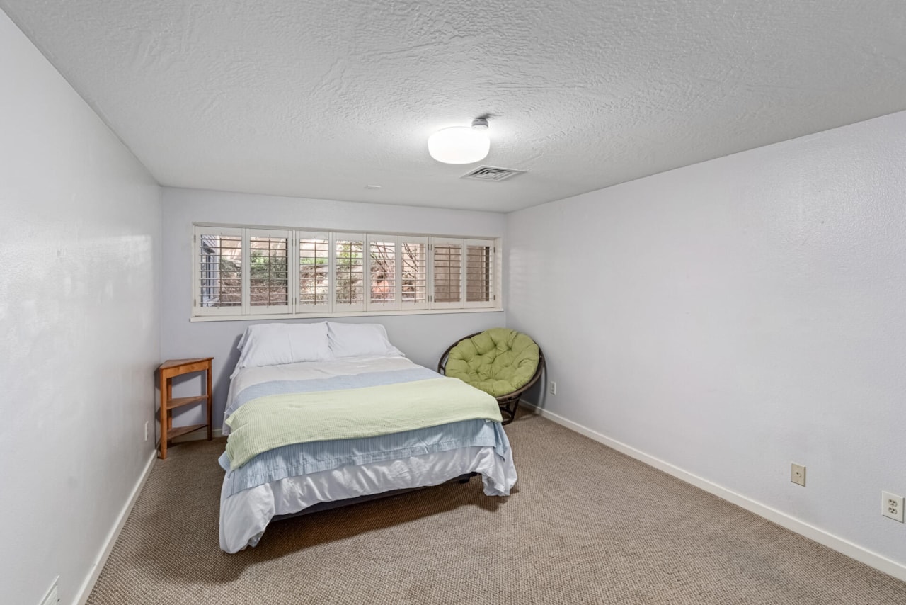 3119 S Jacob Hamblin DR St George, UT 84790 home for sale, MLS#25-266571 - Erika Rogers Photo 84