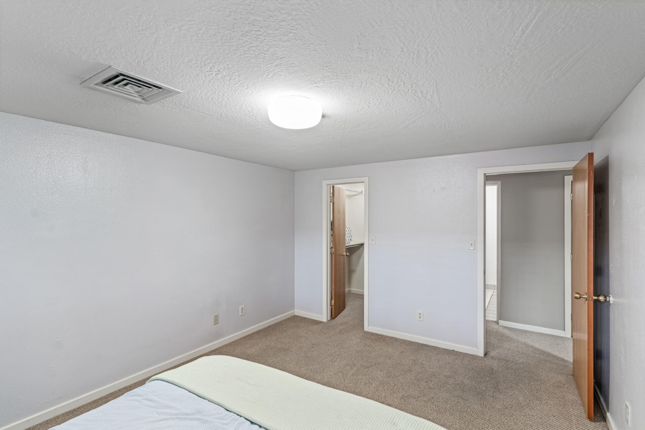 3119 S Jacob Hamblin DR St George, UT 84790 home for sale, MLS#25-266571 - Erika Rogers Photo 85