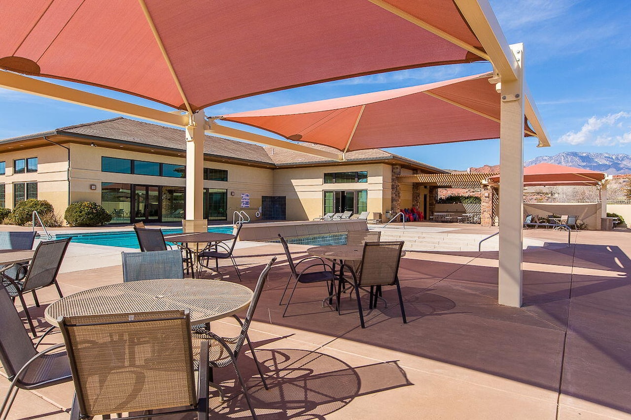 3278 E Sweetwater Springs DR Washington, UT 84780 home for sale, MLS#25-266383 - Erika Rogers Photo 38