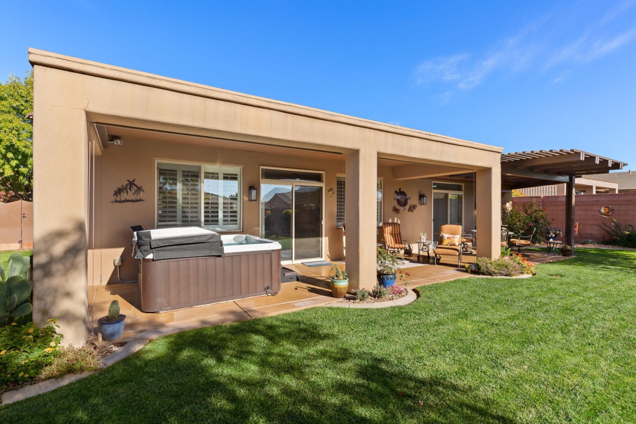 3278 E Sweetwater Springs DR Washington, UT 84780 home for sale, MLS#25-266383 - Erika Rogers Photo 28