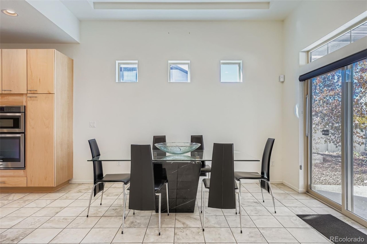 19523 E 54th Fairways Villas Experience Resort-Style Living in Fairway Villas 55+ CommunityDiscover this beautifully upgraded... Denver Denver CO 80249 4457167 home for sale $540,000 4457167 Photo 8