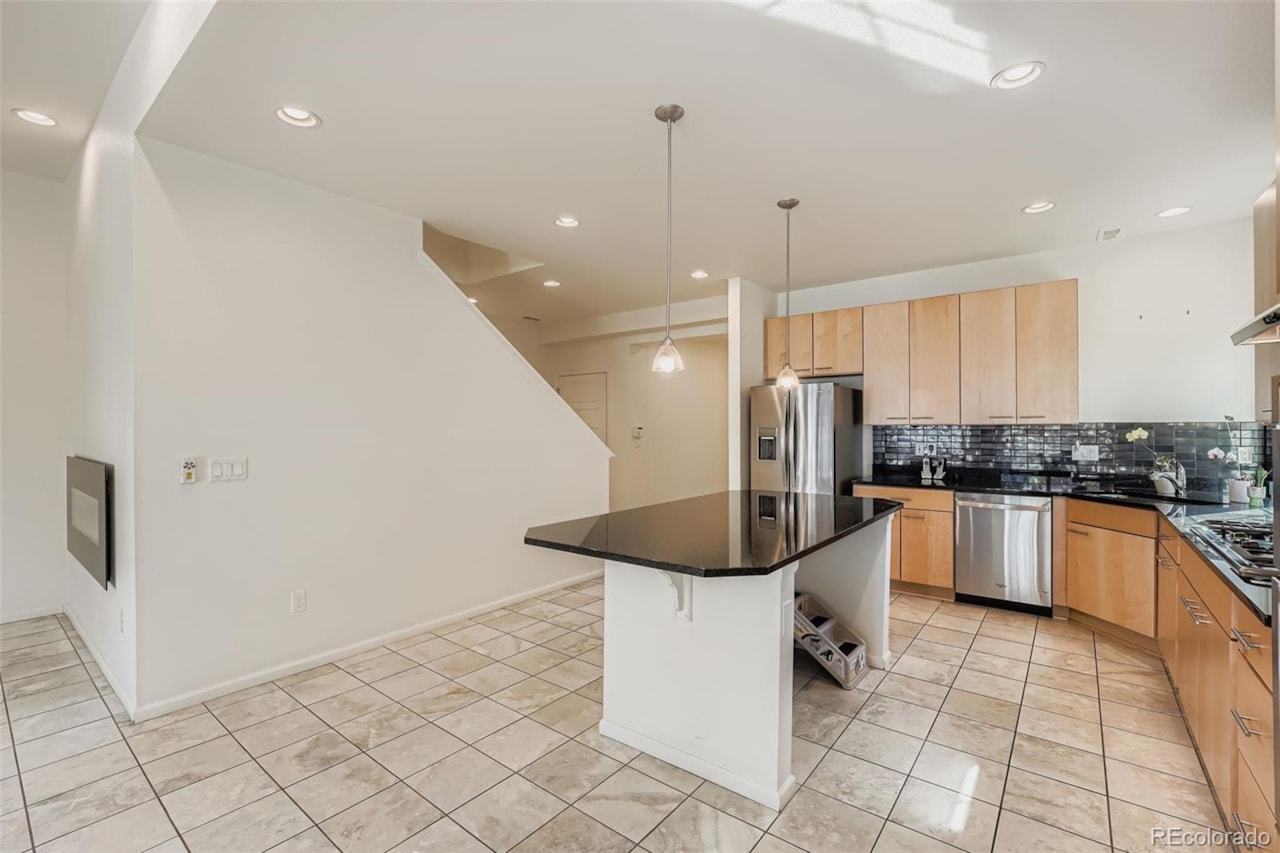 19523 E 54th Fairways Villas Experience Resort-Style Living in Fairway Villas 55+ CommunityDiscover this beautifully upgraded... Denver Denver CO 80249 4457167 home for sale $540,000 4457167 Photo 11