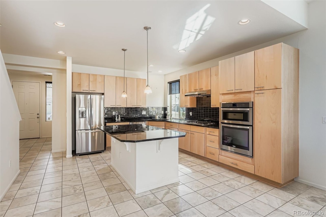 19523 E 54th Fairways Villas Experience Resort-Style Living in Fairway Villas 55+ CommunityDiscover this beautifully upgraded... Denver Denver CO 80249 4457167 home for sale $540,000 4457167 Photo 12