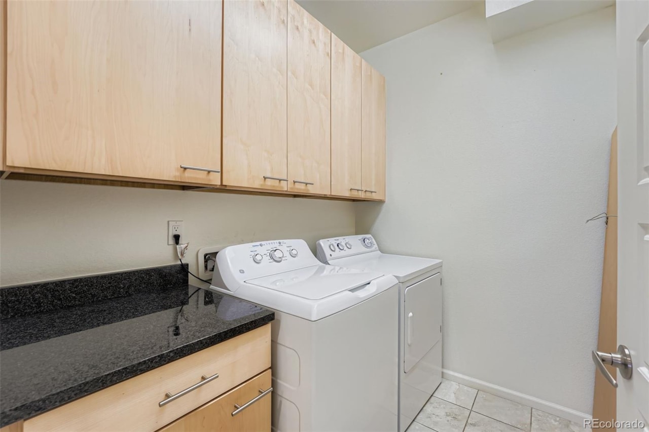 19523 E 54th Fairways Villas Experience Resort-Style Living in Fairway Villas 55+ CommunityDiscover this beautifully upgraded... Denver Denver CO 80249 4457167 home for sale $540,000 4457167 Photo 24