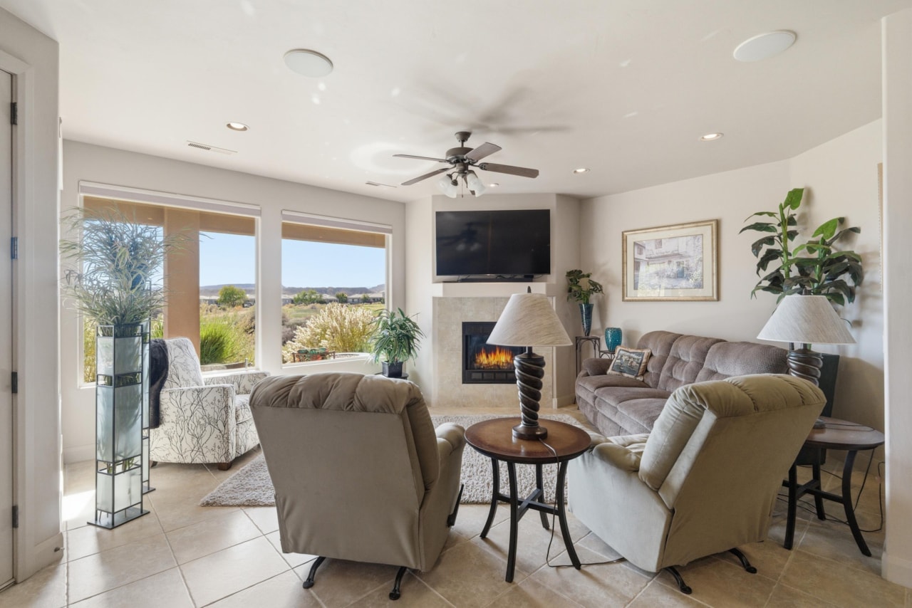 409 N Country LN W #1 St George, UT 84770 home for sale, MLS#25-266521 - Erika Rogers Photo 27