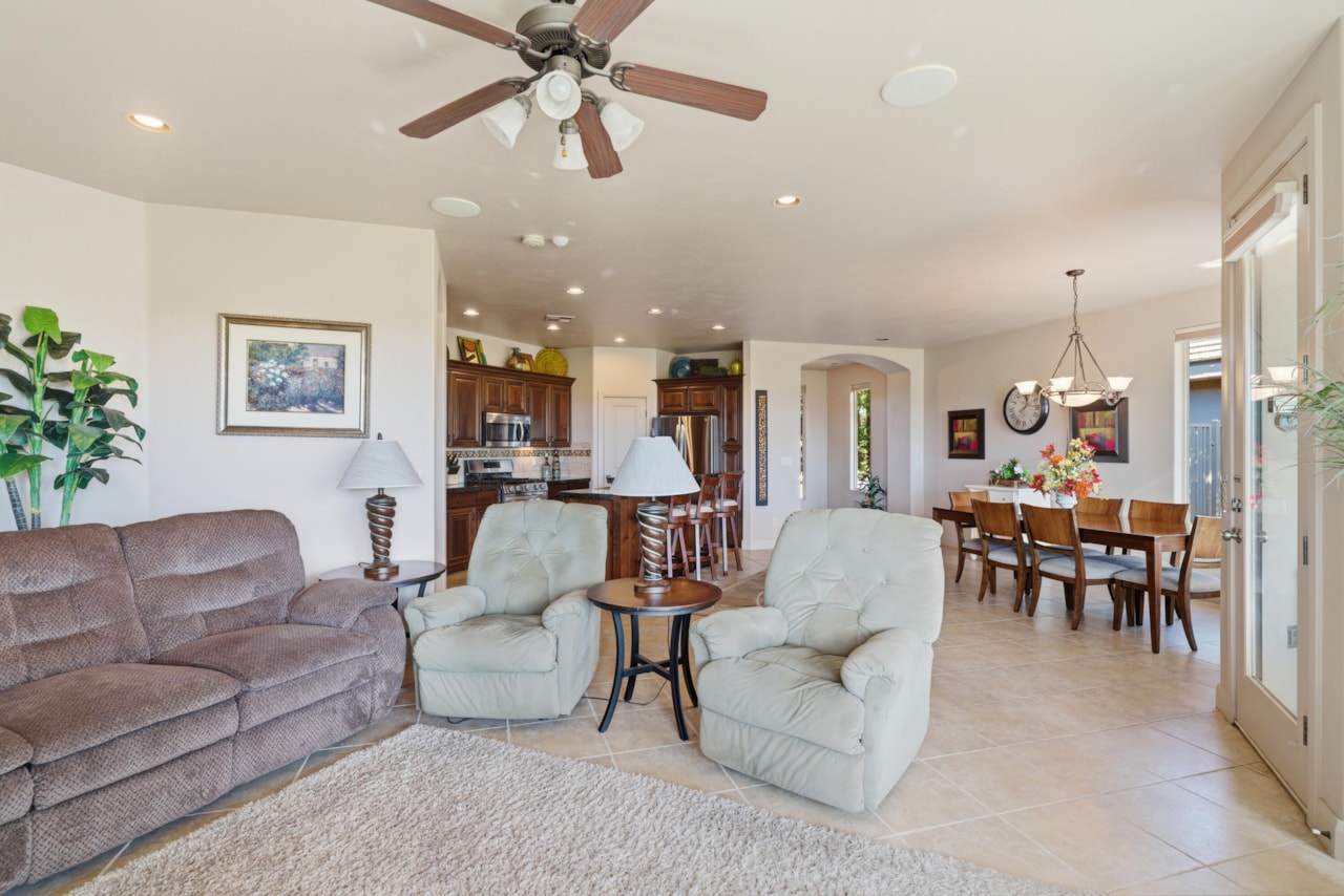 409 N Country LN W #1 St George, UT 84770 home for sale, MLS#25-266521 - Erika Rogers Photo 17