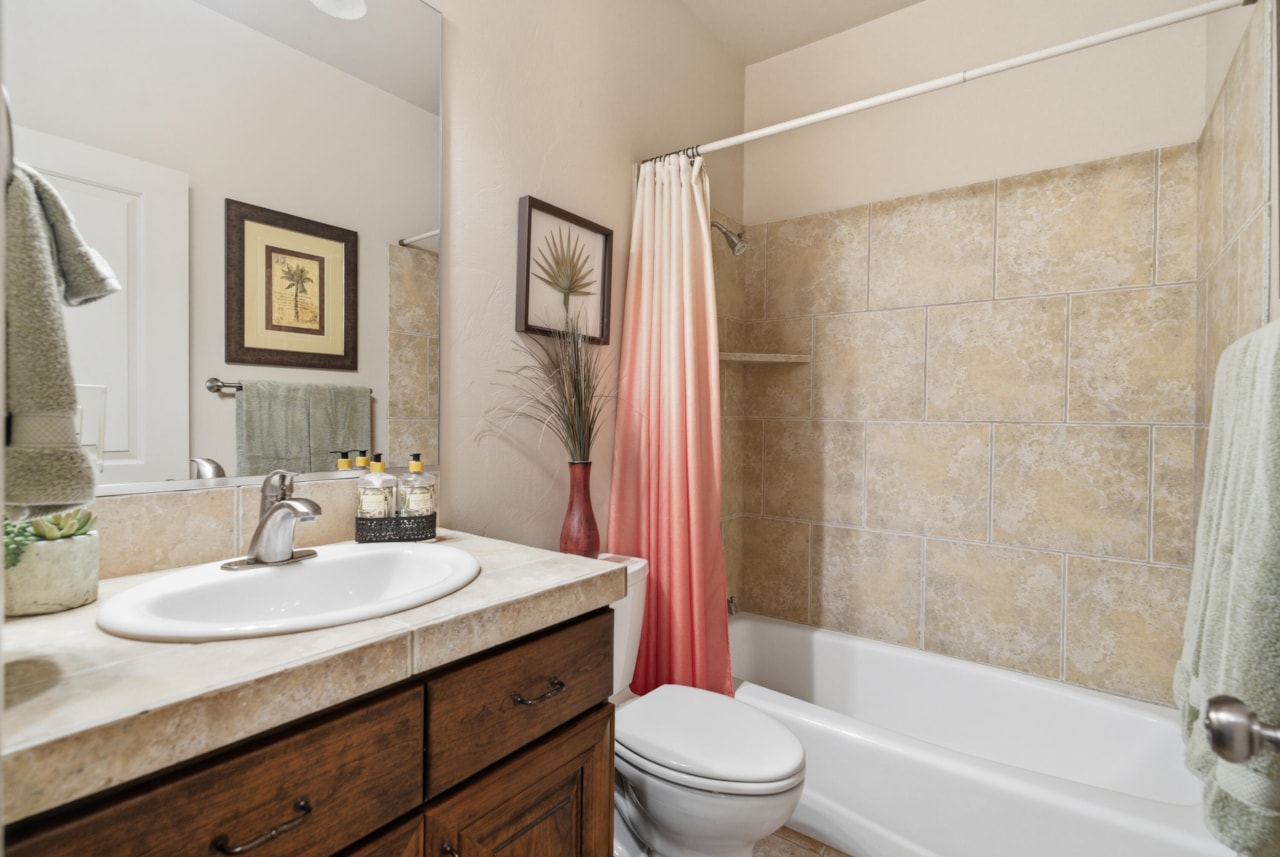 409 N Country LN W #1 St George, UT 84770 home for sale, MLS#25-266521 - Erika Rogers Photo 21