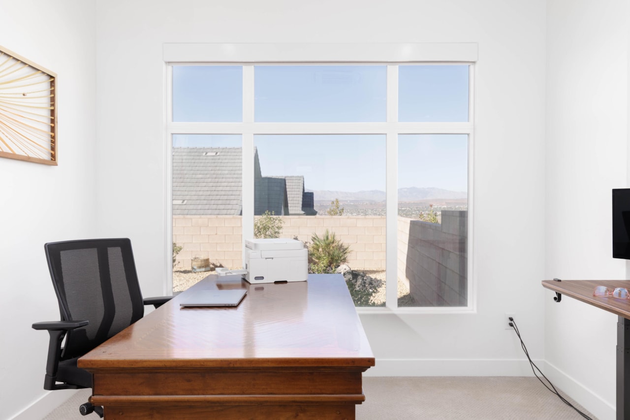 1506 E Toliman Way Washington, UT 84780 home for sale, MLS#25-266588 - Erika Rogers Photo 6