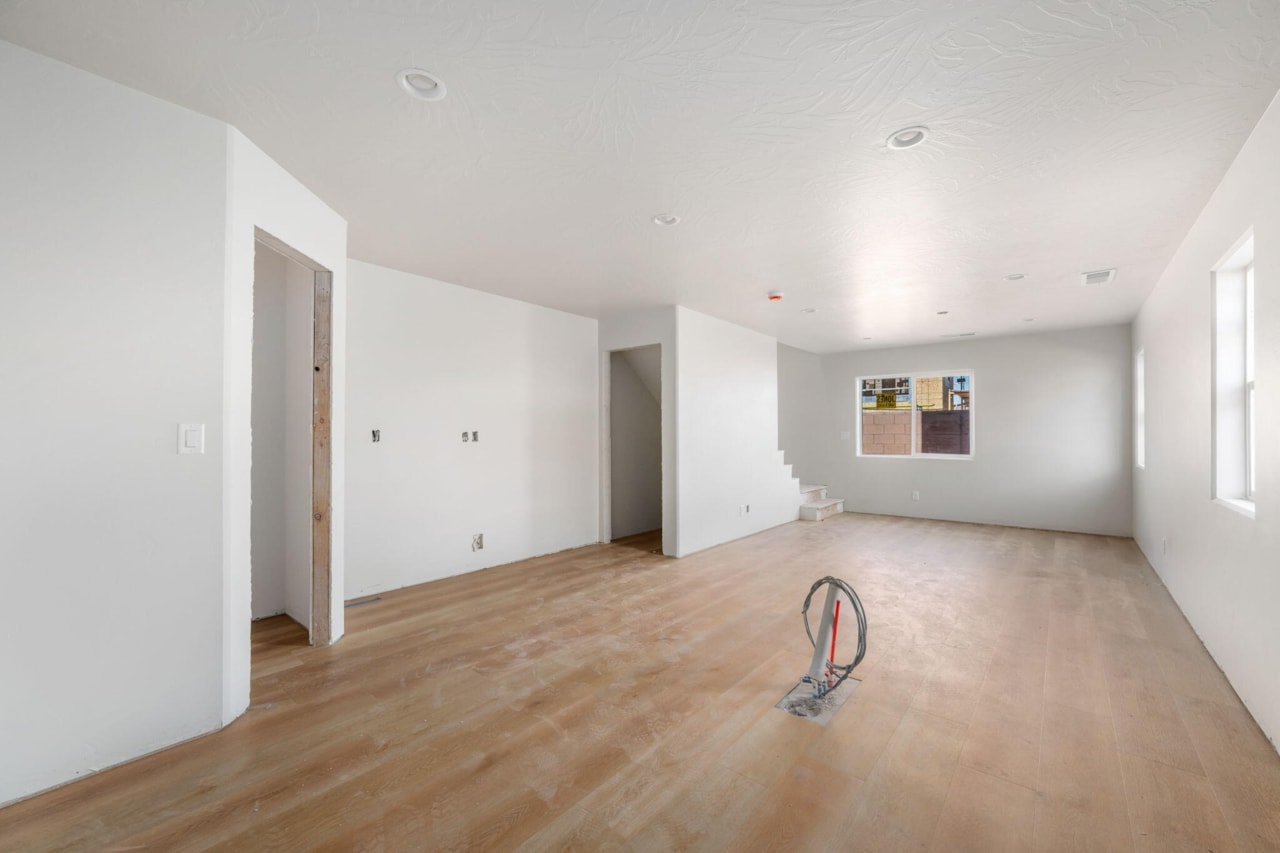 4988 S Lakefront Place Washington, UT 84780 home for sale, MLS#25-266600 - Erika Rogers Photo 24