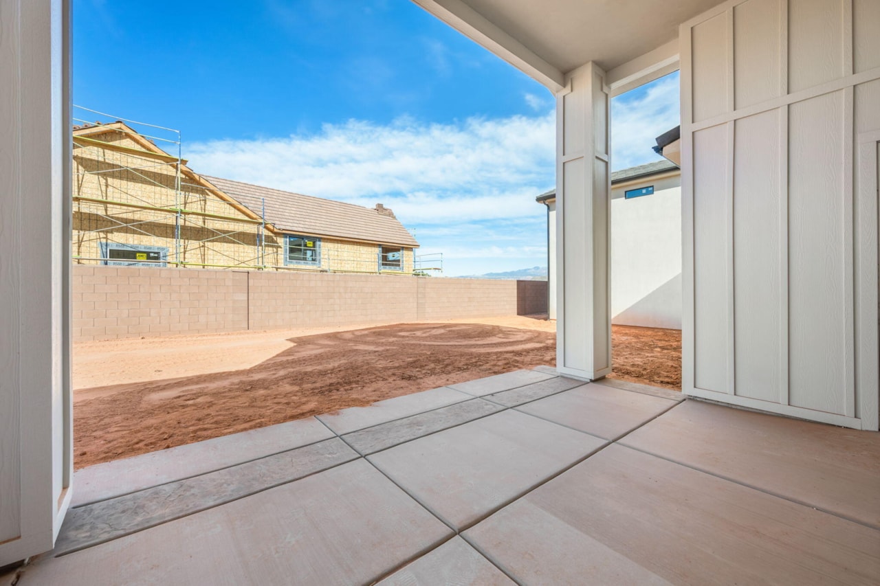 4988 S Lakefront Place Washington, UT 84780 home for sale, MLS#25-266600 - Erika Rogers Photo 28