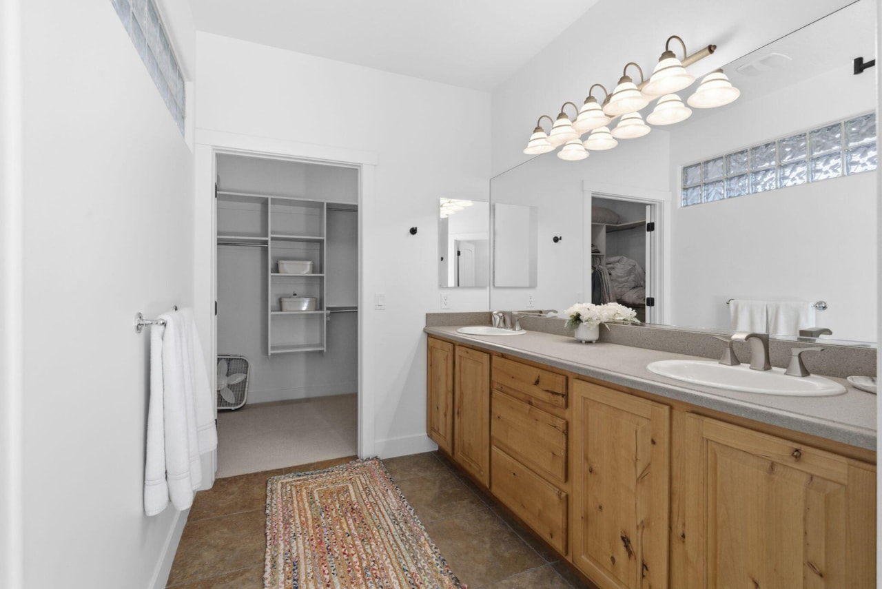 2498 E Canyon Ranch Drive DR Washington, UT 84780 home for sale, MLS#25-266601 - Erika Rogers Photo 16