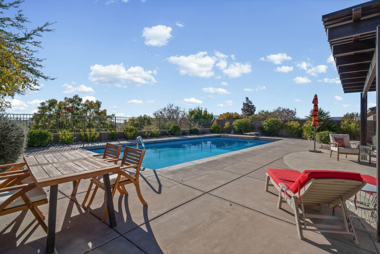 2498 E Canyon Ranch Drive DR Washington, UT 84780 home for sale, MLS#25-266601 - Erika Rogers Photo 31