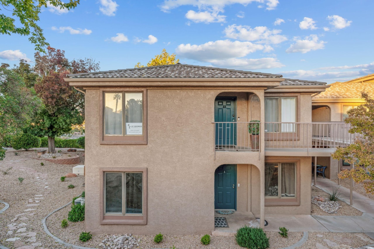 860 S Village RD #X1 St George, UT 84770 condo for sale, MLS#25-266492 - Erika Rogers