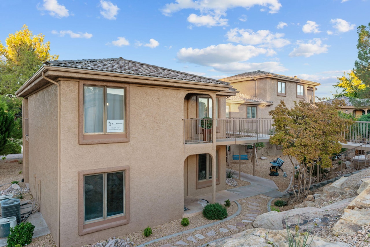 860 S Village RD #X1 St George, UT 84770 condo for sale, MLS#25-266492 - Erika Rogers Photo 3