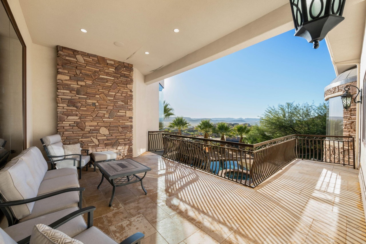 1445 W Grande CIR #7 Washington, UT 84780 home for sale, MLS#25-266615 - Erika Rogers Photo 32